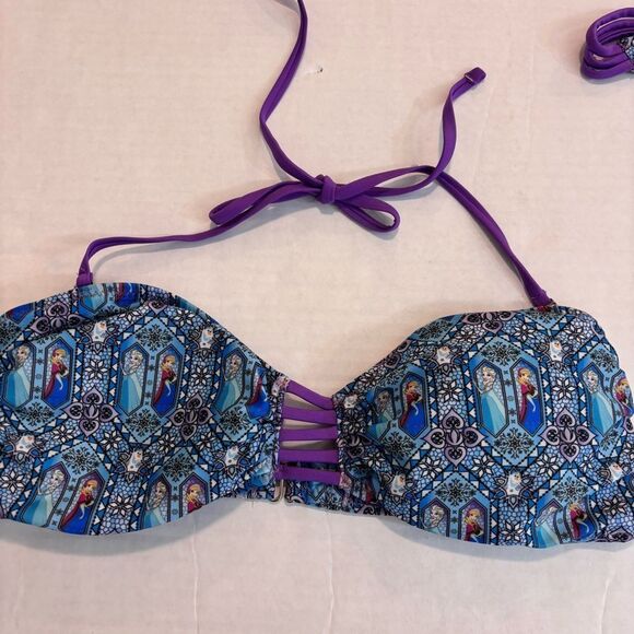 Hot Topic Disneys Frozen Juniors NEW Two Piece Swimsuit XL - Picture 7 of 14